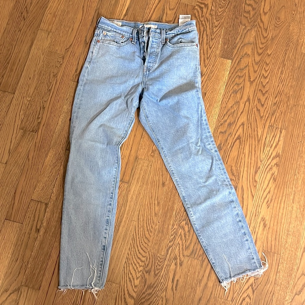 Levi’s wedgie jeans